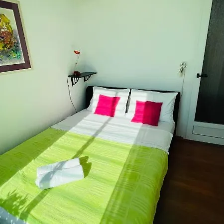Apartment Vintage Inside City Galleria -